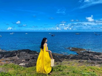 Giới thiệu về đảo Phú Quý: Chốn Bình Yên Cho Tâm Hồn Yêu Biển