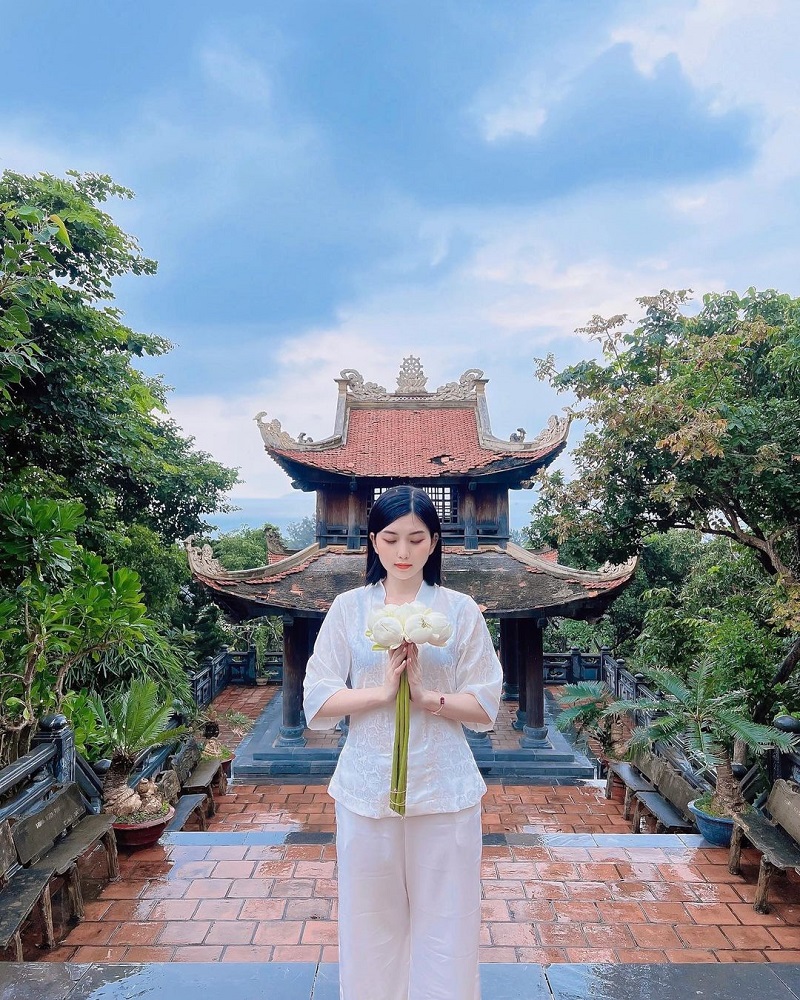 núi một