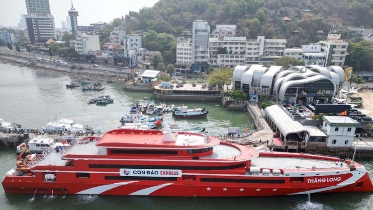 Tàu Côn Đảo Loại 1 Thân Và 2 Thân Khác Nhau Thế Nào?